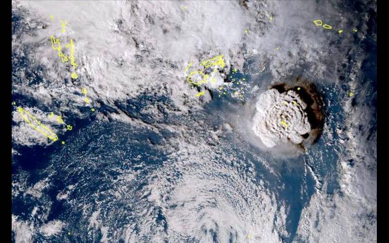 湯加火山爆發(fā)前后對比圖曝光：初步報(bào)告無大規(guī)模傷亡